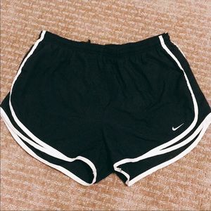 Nike Dri-fit black lined running shorts chic